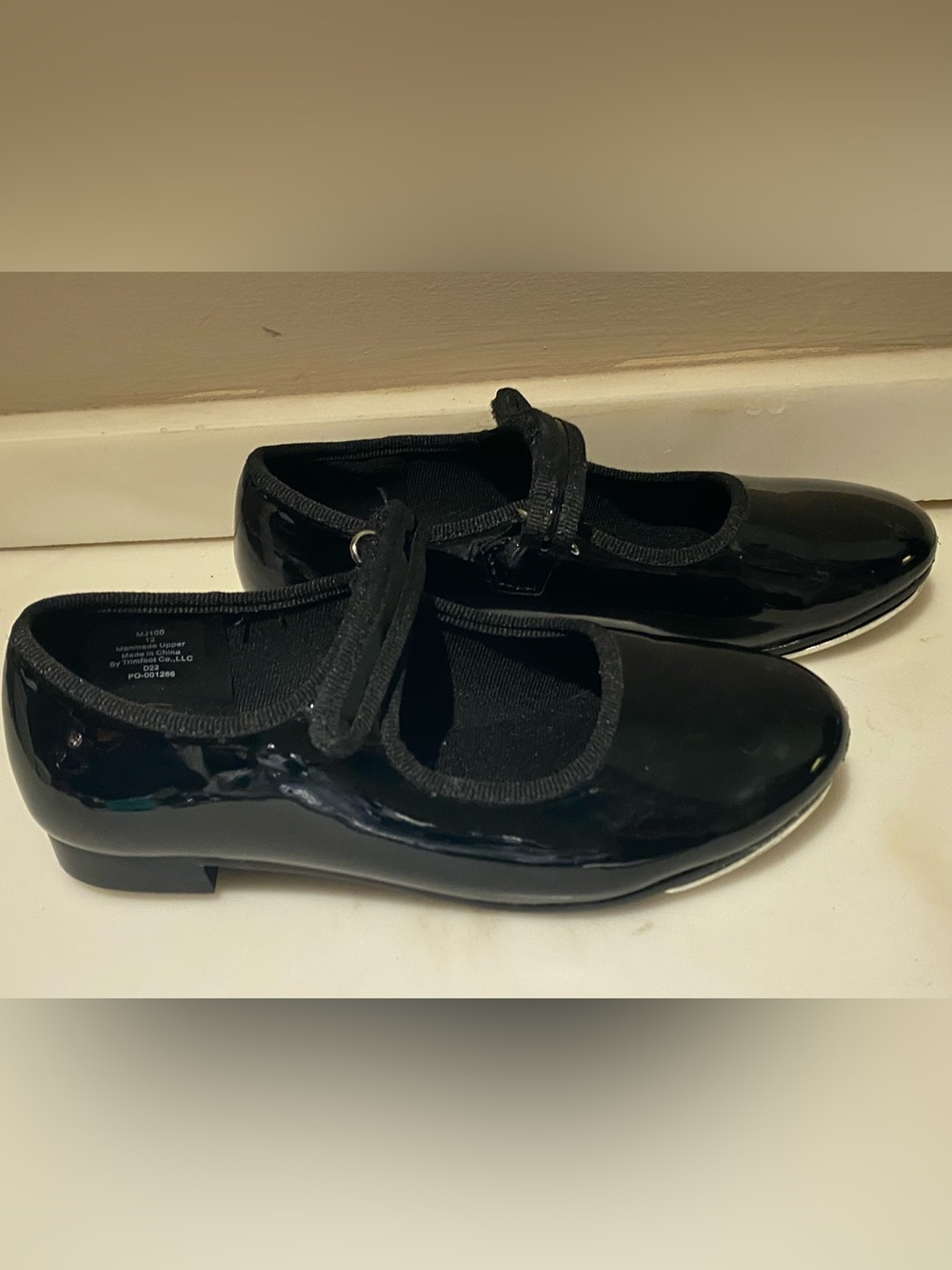 DANCE CLASS Girls' Black Tap Shoes, Size 12
